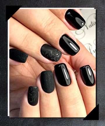 Wet Look Designs: @glorious_nails.perm dual-textured manicure combines slick, glossy black polish with a grainy matte black Matte Black Dip Powder Nails, Matte Black Nails With Accent Nail, Dip Powder Nails Black, Black Dip Powder Nails, Black Dip Nails, Vampy Nails, Nailed It, Natural Nail Designs, Matte Black Nails