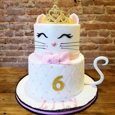 Cat Cake For Girls Birthday, Cakes With Cats Birthday, Cute Cat Birthday Cake, Kitty Cat Birthday Party Cake, Kitty Cat Cakes For Kids, Cat Theme Cake Kid Birthdays, Kitten Cake Ideas, Rainbow Kitty Cake, 3d Cat Cake