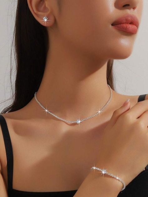 White And Silver Jewelry, Accessories For Homecoming, Diamond Necklace Earring Set, Winter Formal Jewelry, Wedding Jewelry Ideas For Bride Silver, Silver Jewelry Formal, Elegant Jewelry Silver, Formal Jewelry Silver, Silver Jewelry Prom