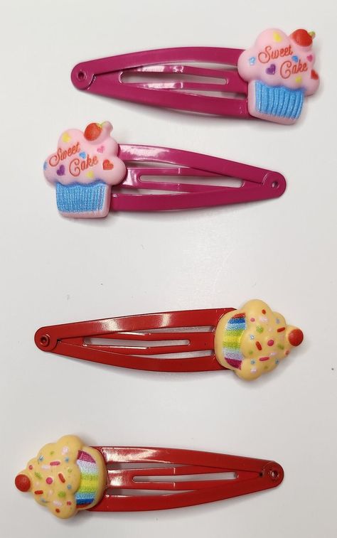 This is a package of 4 seamless Kawaii hair clips with resin cabochon cupcakes glued to them. Decora Hair Clips, Decora Hair, Kawaii Cupcakes, Mcu Shifting, Cupcake Accessories, Kawaii Hair Clips, Kawaii Hair, Silly Clothes, Cute Hair Clips