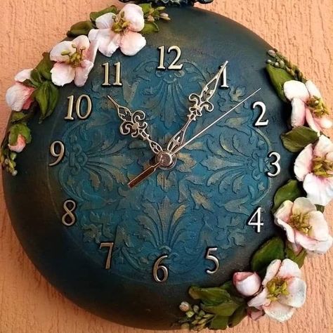 Wall clock ideas Wall Clock Ideas, Handmade Flowers Tutorial, Mosaic Art Diy, Clock Ideas, Handmade Wall Clocks, Resin Crafts Tutorial, Diy Abstract Canvas Art, Clay Fairies, Diy Clock Wall