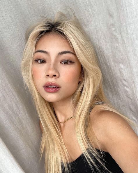 Asian Blonde Hair, Ting Ting Lai, Blonde 2023, Bambi Beauty, Logan Sargent, Magnolia Parks Universe, Love Hairstyles, Moon Eyes, Blonde Hair Makeup