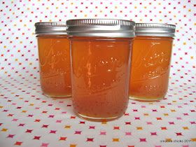 Recipes With Vegetable Broth, Pineapple Jelly, Homemade Vegetable Broth, Watermelon Jelly, Canning Peaches, Canning Fruit, Vegetable Scraps, Canning Jam, Canned Food Storage