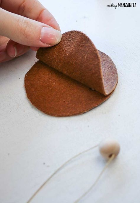 Easy Leather Christmas Ornaments - Making Manzanita Leather Ornaments Christmas, Diy Leather Ornaments, Leather Christmas Ornaments, Diy Leather Gifts, Leather Ornaments, Leather Christmas Gifts, Ornaments Making, Xmas Decorations Diy, Cute Farmhouse