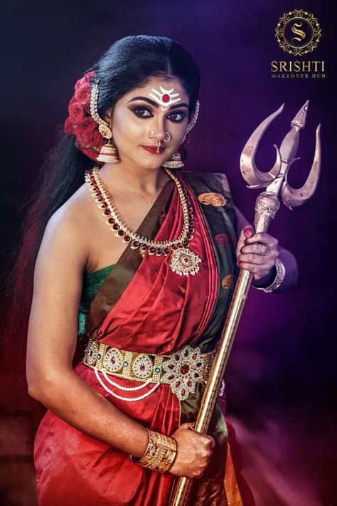 Durga Maa Makeup Look, Durga Makeup Look, Navratri Photoshoot, Parvati Maa, Khodiyar Maa, Navratri 2023, Goddess Makeup, Kali Hindu, Indian Goddess Kali