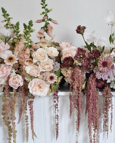 Amaranth Flower, Floral Installations, Fall Wedding Flowers, Cut Flower Garden, Trendy Flowers, Flower Inspiration, Amaranth, Deco Floral, Wedding Flower Arrangements