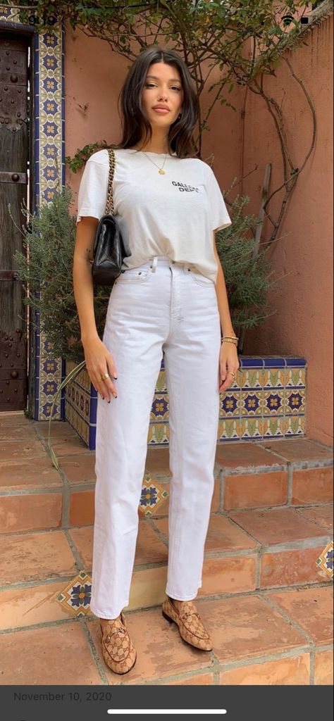 White Gucci Loafers, White Gucci Shoes, Loafers Outfit Summer, Loafer Outfits Women, Gucci Loafers Outfit, Gucci Loafers Women, Loafers Women Outfit, Loafers Street Style, Loafers Outfit Women