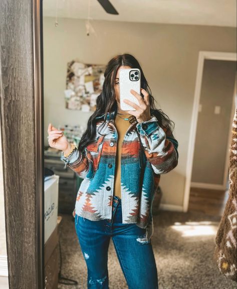 The perfect western jacket for any western outfit! Shop at www.cinchedupdesigns.com Aztec Coat Outfit, Aztec Print Jacket Outfit, Aztec Jacket Women, Aztec Print Jacket, Western Jacket Outfit, Aztec Jacket Outfit, Plus Size Western Outfits Woman, Plus Size Western Outfits, Print Jacket Outfit