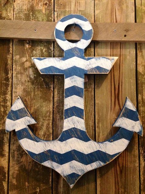 Wooden anchor with chevron design Beach Rooms, Pool Decorations, Anchor Wall Decor, Anchor Art, Wood Anchor, Nautical Room, Anchor Decor, Door Hangings, Boat Ideas