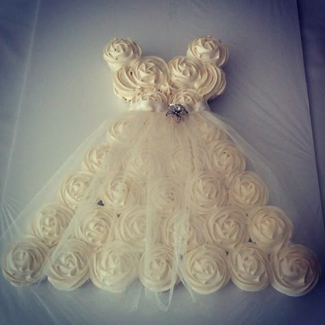 Bridal Shower Cupcake Ideas, Cupcake Dress Cake, Wedding Dress Cupcake Cake, Bridal Dress Cake, Cupcake Wedding Dress, Bridal Cupcakes, Bride Cupcakes, Dress Cupcakes, Wedding Dress Cupcakes