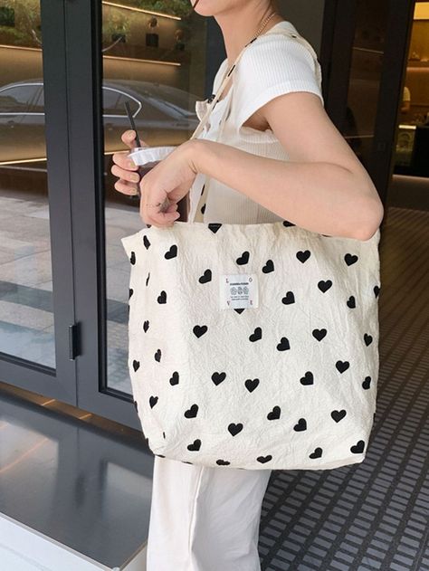 Style Français, Printed Canvas Tote Bag, Minimalist Bag, Black And White Style, Heart Women, Stylish Shoulder Bag, Floral Fashion, Canvas Handbags, Tote Bag Pattern