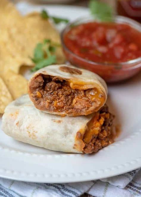 Burrito Recipe Freezer, Bean And Beef Burritos, Beef And Bean Burritos, Bean Burrito Recipe, Homemade Burritos, Burritos Beef, Freezer Burritos, Beef Burrito Recipe, Frozen Burritos