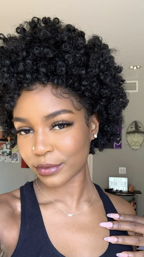 Nymcfly Short Hair, Short Curly Fro Black Women, Short Curly Cuts For Black Women, Short Curly Afro Natural Hair, Short Natural Curly Hair Black Women, Short Coily Hair, Braid Out Styles, Short Natural Curls, Big Chop Natural Hair