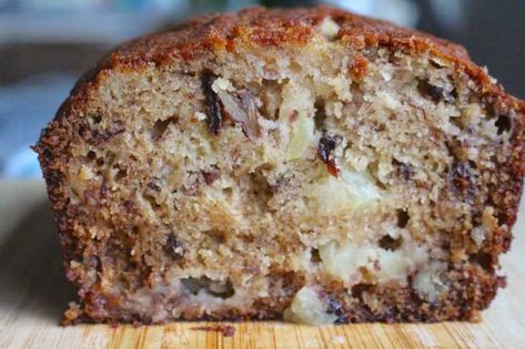 Hummingbird Bread | 12 Tomatoes Hummingbird Loaf Cake, Hummingbird Loaf, Hummingbird Bread Recipe, Hummingbird Bread, Hummingbird Cake, Muffin Bread, 12 Tomatoes, Coffee Cakes, Bread Recipes Sweet