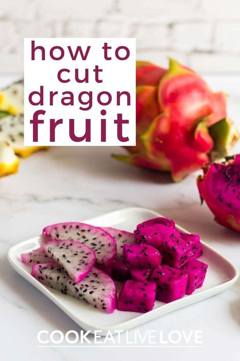 Dragon fruit may seem a bit daunting at the first. From its interesting pink or yellow colored peel and "dragon scales", it definitely doesn't resemble more familiar fruits. In reality, it’s actually pretty easy to prepare and any level cook can easily master how to cut dragon fruit. Use it to make juices, smoothies, smoothie bowls, ice cream and much more! Mermaid Food, Meal Prep Menu, Dragon Fruit Smoothie, Parfait Breakfast, Quick Vegan Meals, Vegan Recipes Beginner, Vegetarian Meal Prep, Vegan Entree, Dragon Scales