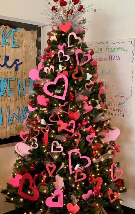 Valentine’s Day Christmas Tree Ideas, Valentine Christmas Tree Decorations, Valentine Trees Ideas, Valentine's Tree Ideas, Valentine's Day Christmas Tree, Valentines Day Office Decor, Valentines Christmas Tree Ideas, Valentine’s Day Tree Ideas, Valentines Day Christmas Tree