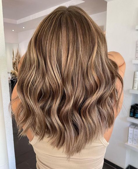 Golden Beige Brown Hair Color Idea Beige Blonde Brown Hair, Toffee Cream Hair Color, Golden Beige Brown Hair, Light Toffee Brown Hair, Ash Gold Hair, Coffee Beige Hair, Medium Golden Brown Hair With Highlights, Dorit Hair Color, Ashy Golden Brown Hair