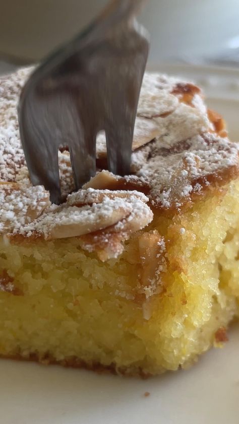 Fedtforbrændende Mad, Glutenfri Baking, Gluten Free Cake Recipe, Almond Cake Recipe, Almond Flour Recipes, Almond Cake, Gf Desserts, Gluten Free Cake, A Piece Of Cake