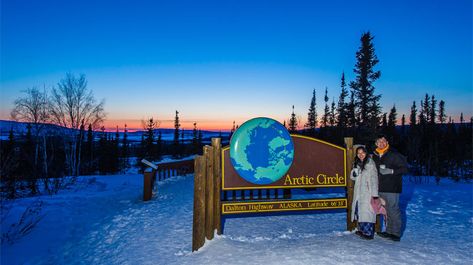 Alaska Aurora, Northern Lights Photo, Northern Lights Viewing, Yukon River, Fairbanks Alaska, Mountain Photos, Arctic Circle, Outdoor School, Alaska Travel