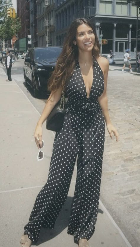 Beach Mood, La Outfits, Miami Outfits, Polka Dot Jumpsuit, Clothes To Sew, Boho Outfit, Devil Wears Prada, Elegant Styles, Beach Photoshoot