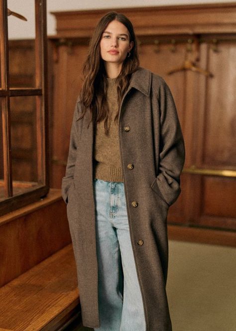 Clyde Coat - Taupe - Recycled wool - Sézane Wool Coat Outfit Casual, Sezane Clothing, Wool Coat Outfit, Coat Outfit Casual, Brown Wool Coat, Wool Coat Women, Winter Chic, Wool Trench Coat, Denim T Shirt