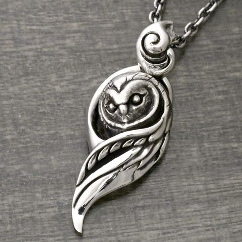 made by avatara owl bird feather animal silver pendant chain not included made in JAPAN Masculine Jewelry, Owl Necklace Silver, Celtic Knot Jewelry, Altered Art Jewelry, Bird Feather, Owl Necklace, Owl Jewelry, Owl Bird, Owl Pendant