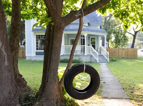 How to Make a Tire Swing: DIY in 9 Easy Steps Tire Swings For Kids, Diy Tire, Hickory Tree, Tire Swings, Diy Swing, Diy Projects For The Home, Mom Crafts, Tire Swing, Tyres Recycle