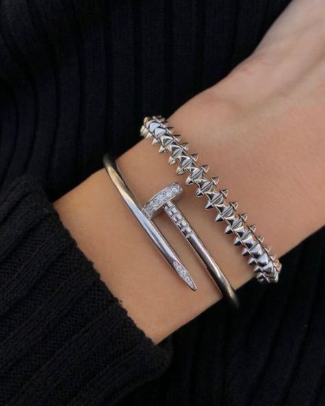 Bvlgari Silver Bracelet, Buccellati Jewelry, Russian People, Save Instagram, Instagram Russia, Cartier Jewelry, Classy Jewelry, Layered Jewelry, Girly Jewelry