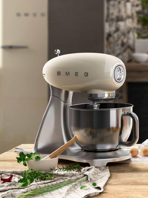 Smeg 1950's Retro Style Aesthetic Stand Mixer (Cream) Smeg Stand Mixer, Smeg Kitchen, Kitchen Equipment, Stand Mixer, Kitchen Aid Mixer, Small Kitchen Appliances, Retro Kitchen, Home Gadgets, Small Appliances