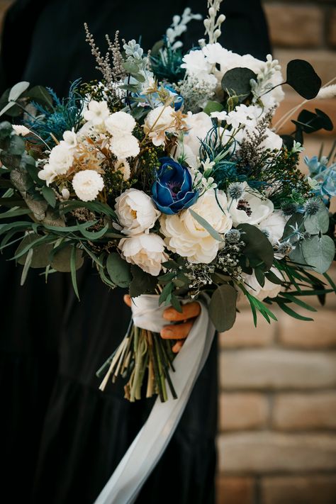 Light blue, blue, white and ivory in combination with the beauty of preserved eucalyptus and other preserved plants, artificial and textile flowers and berries. What are preserved plants and flowers? https://www.etsy.com/shop/LaviAccessories#faq You can combine it with other items from the QANA series: - bouquet - https://www.etsy.com/listing/804726353/qana-blue-white-ivory-flower-bouquet This buttonhole is perfect for a bohemian wedding, boho festival, party and will remain for years as a wonde Midnight Blue Wedding Bouquet, White And Navy Flowers, Navy Blue And Emerald Green Wedding Bouquet, Bouquet For Emerald Green Dress, Dark Teal Wedding Bouquet, Wedding Flowers Blue And Green, Dark Blue And Green Wedding Theme, Wedding Bouquets Blue And White, Dark Green And Blue Wedding