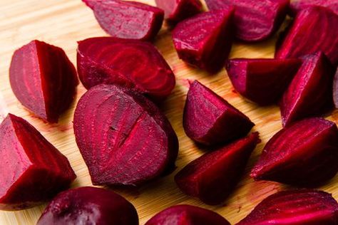 roasted beets Roasted Beets Recipe, Cooked Beets, Beetroot Soup, Roasted Vegetable Recipes, Beet Recipes, Red Beets, Beet Greens, Christmas Food Dinner, Delicious Vegetables