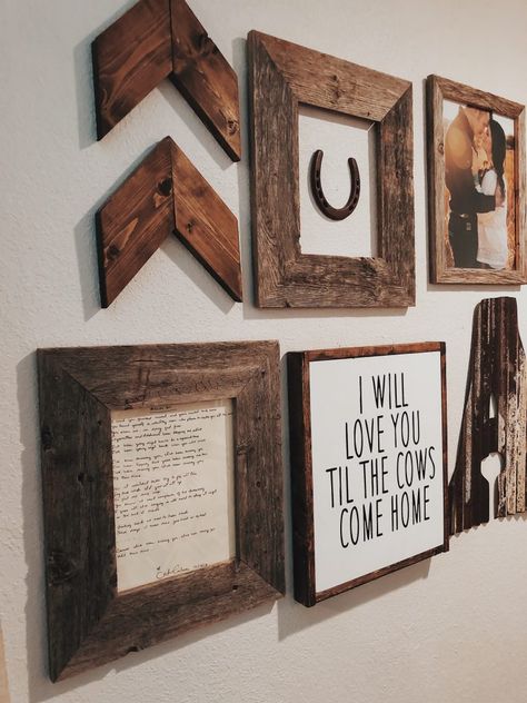 Rustic Ranch bedroom gallery wall from The Farm Girl Blog. http://farmgirlblogs.com Til The Cows Come Home, Western Farmhouse, Western Living Room, Western Bedroom Decor, Ranch House Decor, Western Rooms, Gallery Wall Bedroom, Western Bedroom, I Will Love You