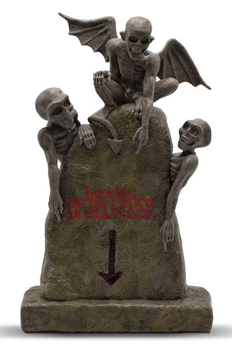 This limited-edition collectible movie theater popcorn bucket depicts the iconic Here Lies Betelgeuse tombstone from the Beetlejuice movies, plus it lights up. Beetlejuice Tombstone, Theater Popcorn, Tim Burton Beetlejuice, Movie Theater Popcorn, Here Lies, Beetlejuice Movie, Bucket Light, Popcorn Bucket, Tombstone