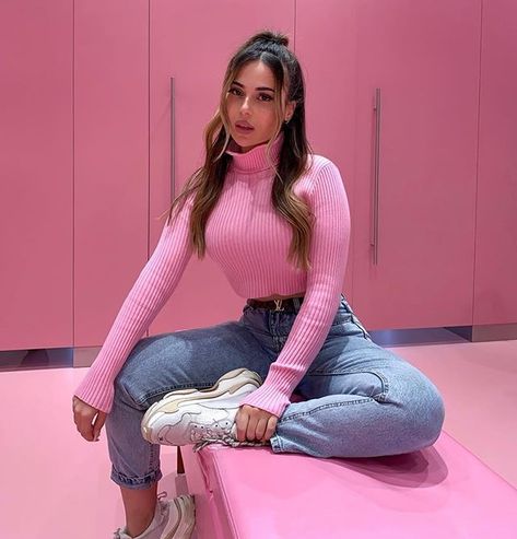 Pink Turtleneck Outfit, Turtleneck Styling, Form Outfits, Sixth Form Outfits, Pink Turtleneck, Sixth Form, Turtleneck Outfit, Fashion Moodboard, Turtleneck Style