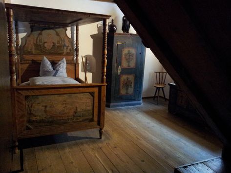 An old dormitory in the Fuggerei, Augsburg Old Dormitory, Fire Emblem, Bavaria, Room Ideas, A R, Lost, Bed, Furniture, Home Decor