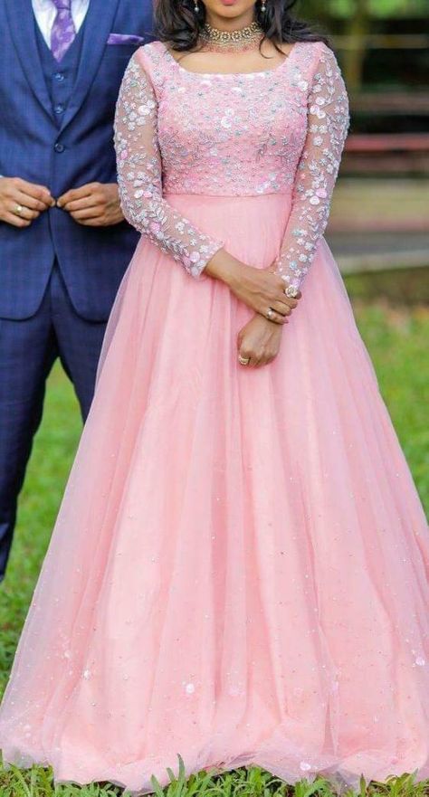 Net Design Dress, Long Gown Net Dress, Net Anarkali Dress Pattern, New Modal Dresses, Long Gown Design For Wedding, Long Slives Designs Blouse, Latest Gown Designs Indian Wedding, Long Frock Designs For Wedding, Long Gown Dress Party Wear Net