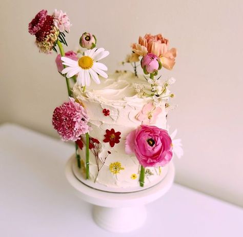 Flower cake design