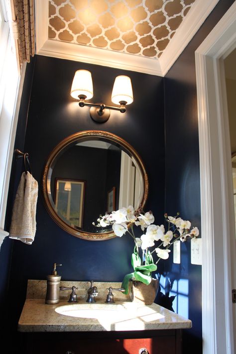 I like the idea of making small half baths bold with deep color that i would be afraid to use elsewhere. Powder Room Paint, Powder Room Makeover, Navy Walls, Wallpaper Ceiling, Gold Ceiling, Bad Inspiration, Bathroom Decorating, Wallpaper Pastel, Subway Tiles