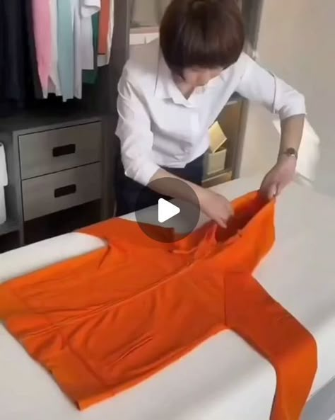 File Folding Clothes, Easy Folding Clothes, How To Fold Clothes, Laundry Diy, Konmari Folding, Pants Organization, Diy Drawer Organizer, Clothes Folding, Clothes Embroidery Diy