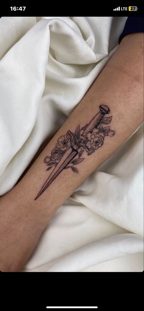 Women Dagger Tattoo, Floral Knife Tattoo, Fantasy Dagger Tattoo, Curved Dagger Tattoo, Fine Line Dagger Tattoo, Thigh Dagger Tattoo, Dagger Thigh Tattoo, Dagger Back Tattoo, Dagger Forearm Tattoo