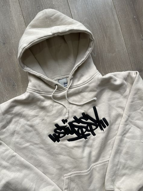 Stussy Clothing, Stussy Hoodie, Vintage Stussy, Vintage Hoodie, Fits Clothes, Men's Tops, Style Streetwear, Fitness Inspo, Cool Shirts