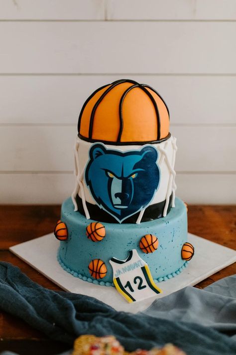 Memphis Grizzlies basketball grooms cake Nba Cake, Wedding Cake Cake, Basketball Cake, Memphis Grizzlies, Memphis Tn, Grooms Cake, Cake Cake, 7th Birthday, 5th Birthday