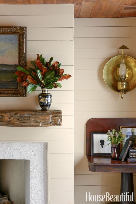 Cameron Schwabenton Charleston Guesthouse Relaxing Paint Colors, Home Paint Colors, Calming Paint Colors, Reclaimed Wood Mantel, Relaxing Home, Rustic Living Room Furniture, Home Paint, Off White Paints, Charleston Homes