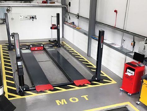 How to set up an MOT testing station in the United Kingdom. Car Mechanics Garage, Garage Design Interior, Automotive Shops, Mechanic Shop, Car Workshop, Mechanic Garage, Auto Repair Shop, Big House, Showroom Design