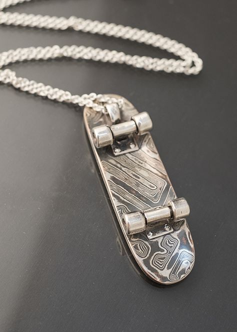 Courtney Lipson - Ice Mokume Skateboard Necklace (3) - Stonington Gallery Skateboard Necklace, Skateboard Aesthetic, Grunge Jewelry, Edgy Jewelry, Bead Charms Diy, Skate Style, Dope Jewelry, Funky Jewelry, Cool Necklaces