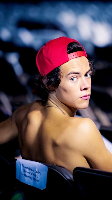 Frat Boy Harry Styles, Harry Styles Eyes, Harry 1d, One Direction Photos, Harry Styles Cute, Frat Boy, Harry Styles Wallpaper, One Direction Harry, Harry Styles Pictures