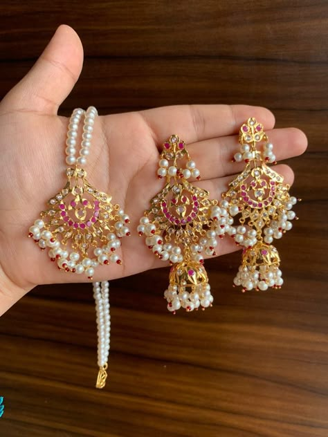 Kundan Pendant Set, Mughal Jewelry, Hyderabadi Jewelry, Bridal Jewelry Sets Brides, Bridal Necklace Designs, Bridal Jewelry Vintage, Bridal Jewellery Design, Antique Jewellery Designs, Fancy Jewellery Designs