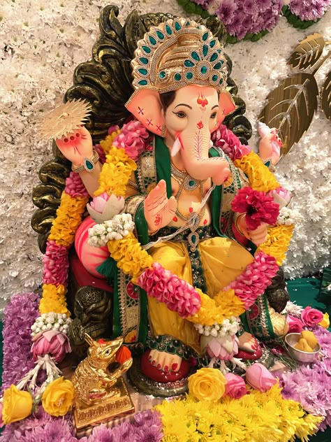 Ganesh Chaturthi Snap, Ganpati Bappa Snap, Ganpati Snap, Ganesh Murti Design, Ganeshji Murti, Ganesha Wallpaper, Ganesha Festival, Ganpati Photo Hd, Photos Of Ganesha