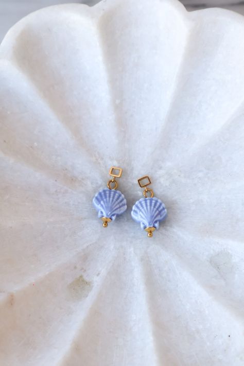 Blue Scallop Shell Charm Charm Dangle Earrings, Coastal Jewelry Aesthetic, Blue Aesthetic Accessories, Handmade Blue Shell Jewelry, Scallop Seashell, Shell Polymer Clay Earrings, Blue Shell-shaped Beachy Jewelry, Ocean-inspired Shell With Matching Earrings, Ocean-inspired Shell Shaped Jewelry With Matching Earrings