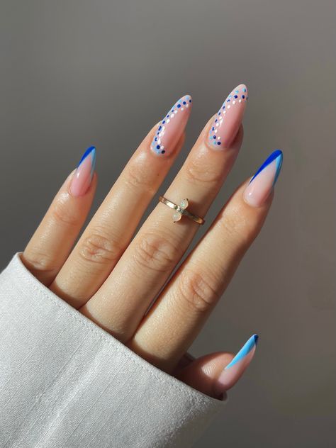 Blue french nails Italian Style Nails, Italian Nails, Blue French Nails, Style Nails, Blue French, Minimalist Nails, Italian Style, French Nails, Fashion Nails